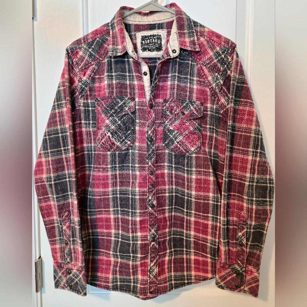BKE Vintage Plaid Men's Button Down Shirt